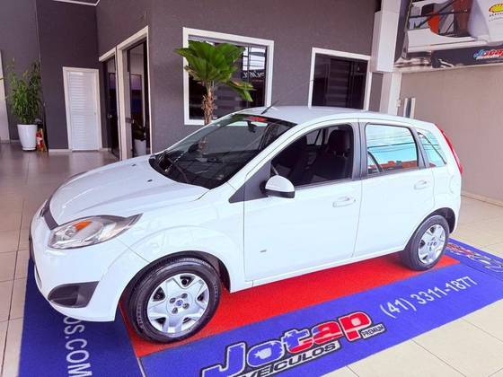 FORD FIESTA 1.0 ROCAM S 8V FLEX 4P MANUAL FORD FIESTA 1.0 ROCAM S 8V FLEX 4P MANUAL